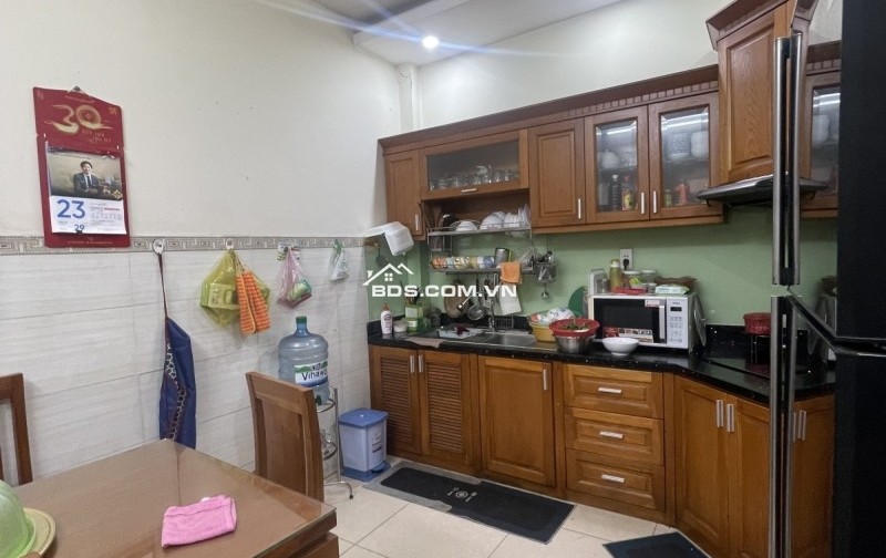 Bán nhà Mặt tiền Kinh Doanh đường Ba Vân, 4 Tầng 56m2 (4x14m), P.14, Tân Bình. chỉ 13.8 tỷ.